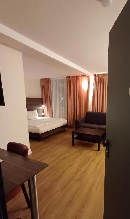 Hotel Ariana Koeln Ngoại thất bức ảnh